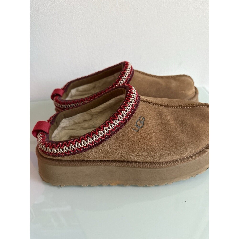 UGG Tasman Slippers Chestnut Suede Shearling Women’s US 9 EU 40 Cozy